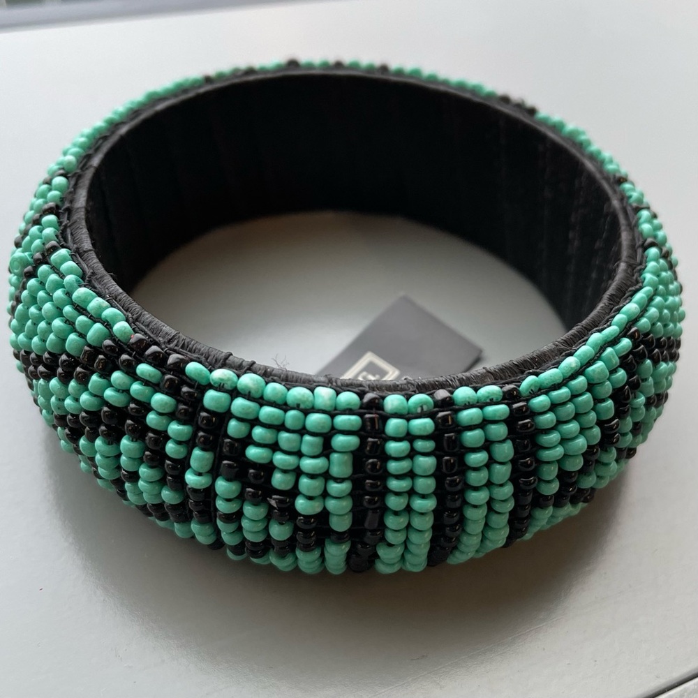 NEW RJ Graziano Blue Black Beaded Chunky Bangle